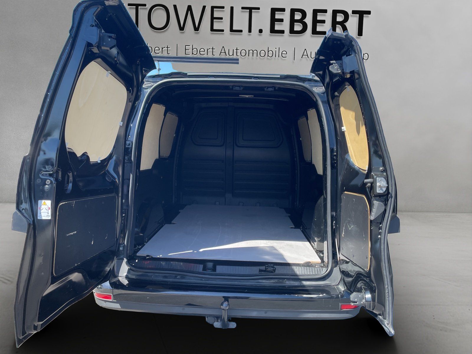 Fahrzeugabbildung Mercedes-Benz Citan 113 Kasten PRO Lang MBux AHK