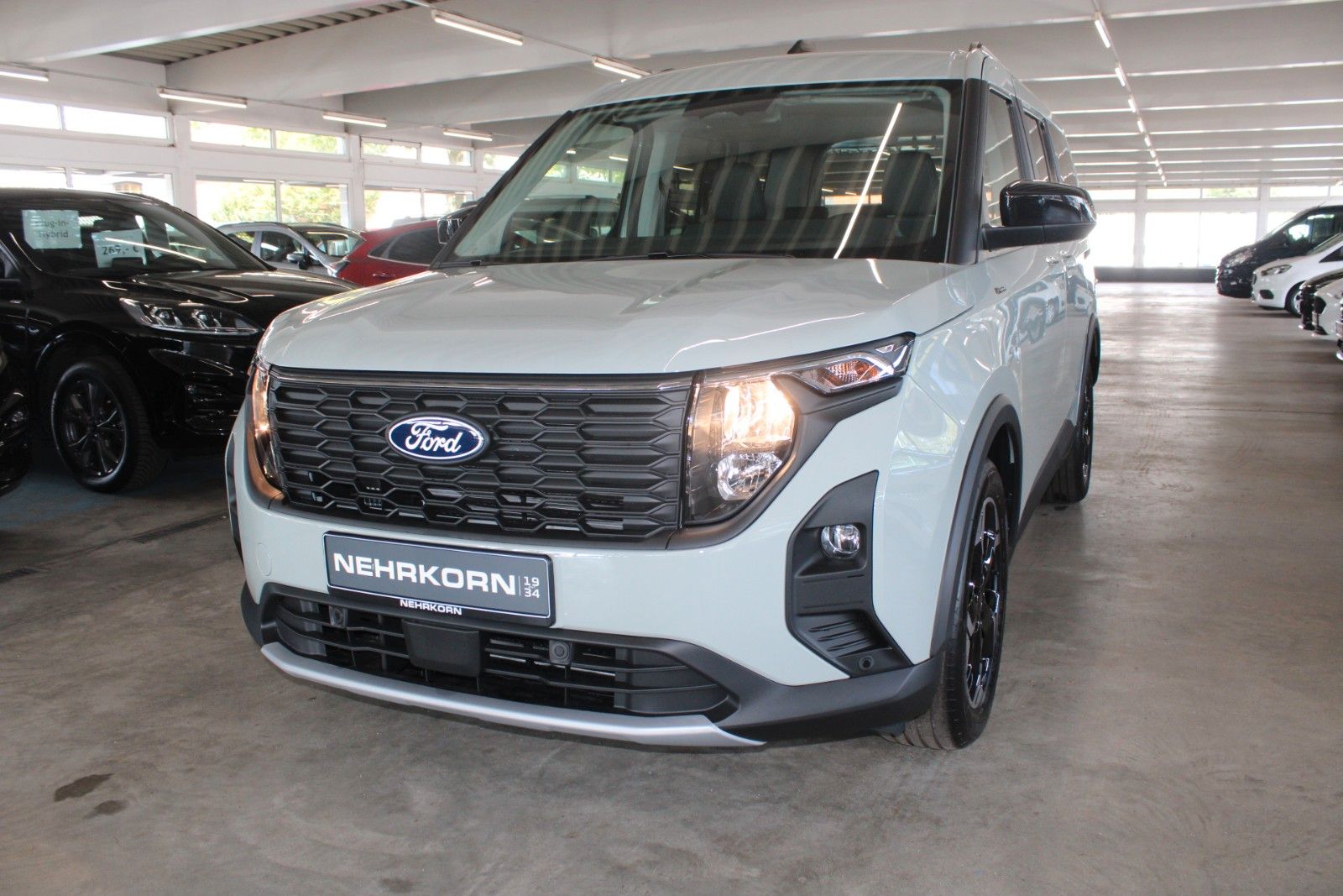 Fahrzeugabbildung Ford Tourneo Courier ACTIVE Winter + FahrerAssistPak3