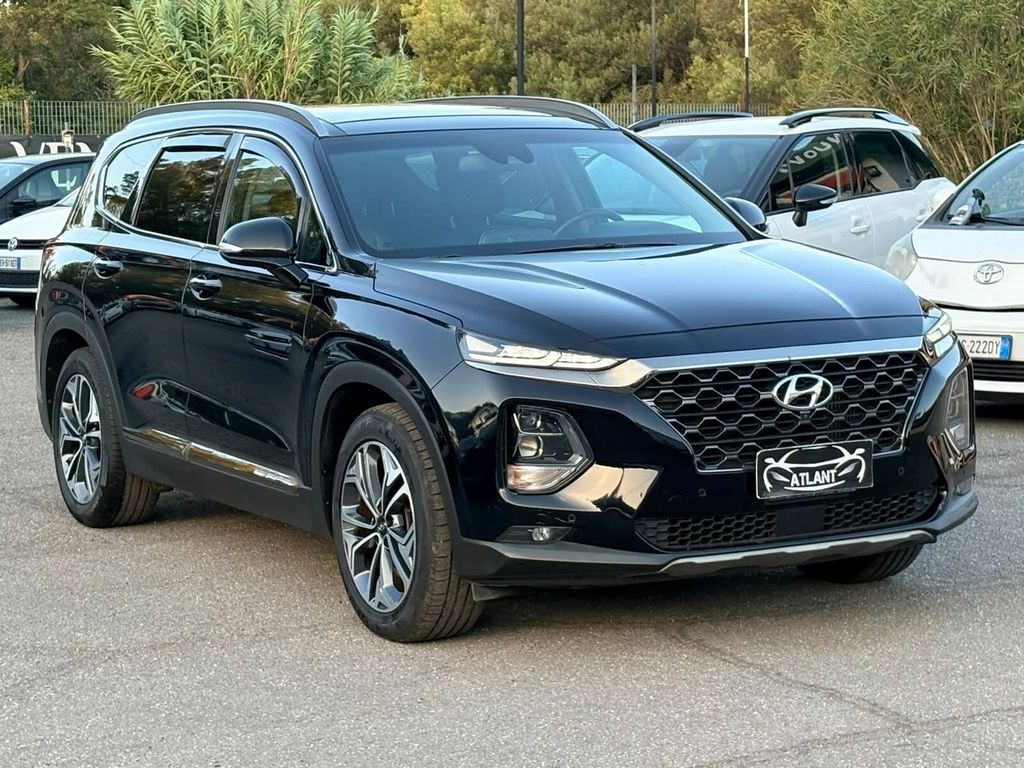 Image of Hyundai SANTA FE