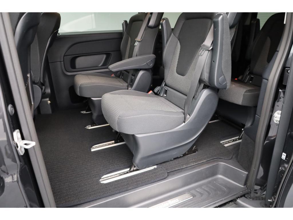 Mercedes-Benz V 220