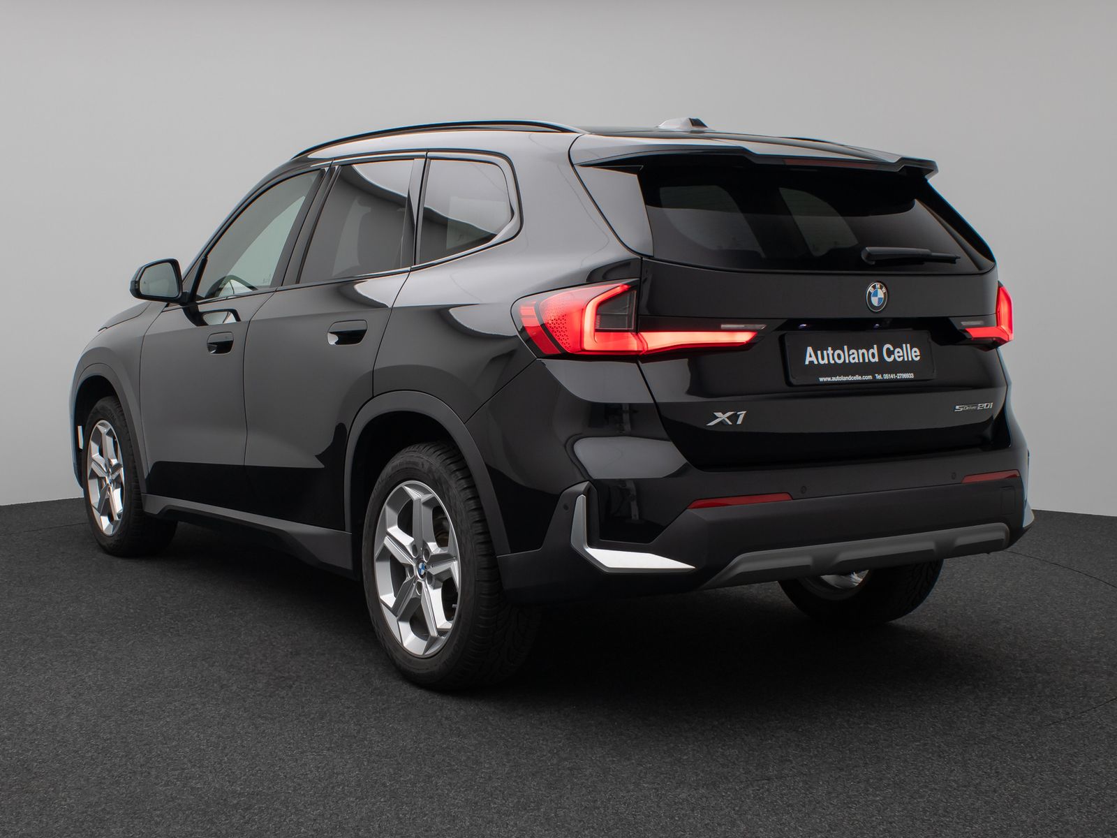 Fahrzeugabbildung BMW X1 sD20i Kamera DAB Sport Komfort AHK 18Zoll