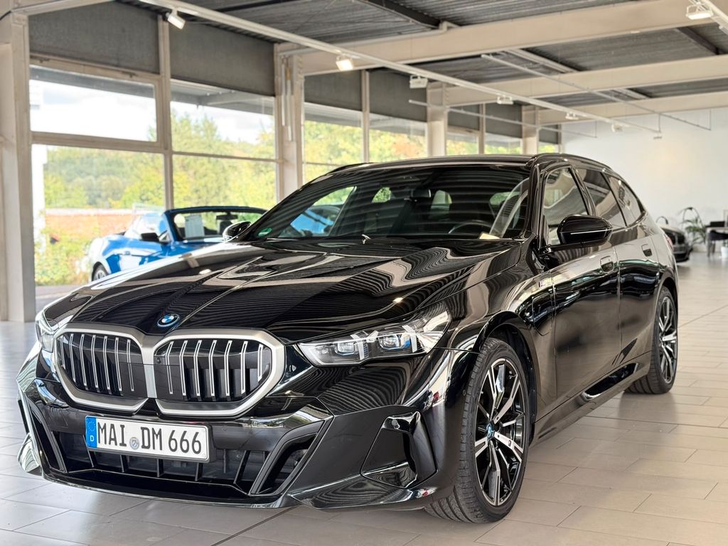 Image of BMW 530