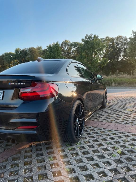 BMW M235