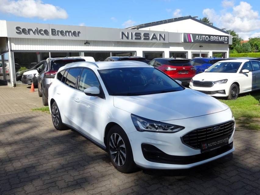 Fahrzeugabbildung Ford Focus Turnier 1.0 EcoBoost Mild-Hybrid Titanium