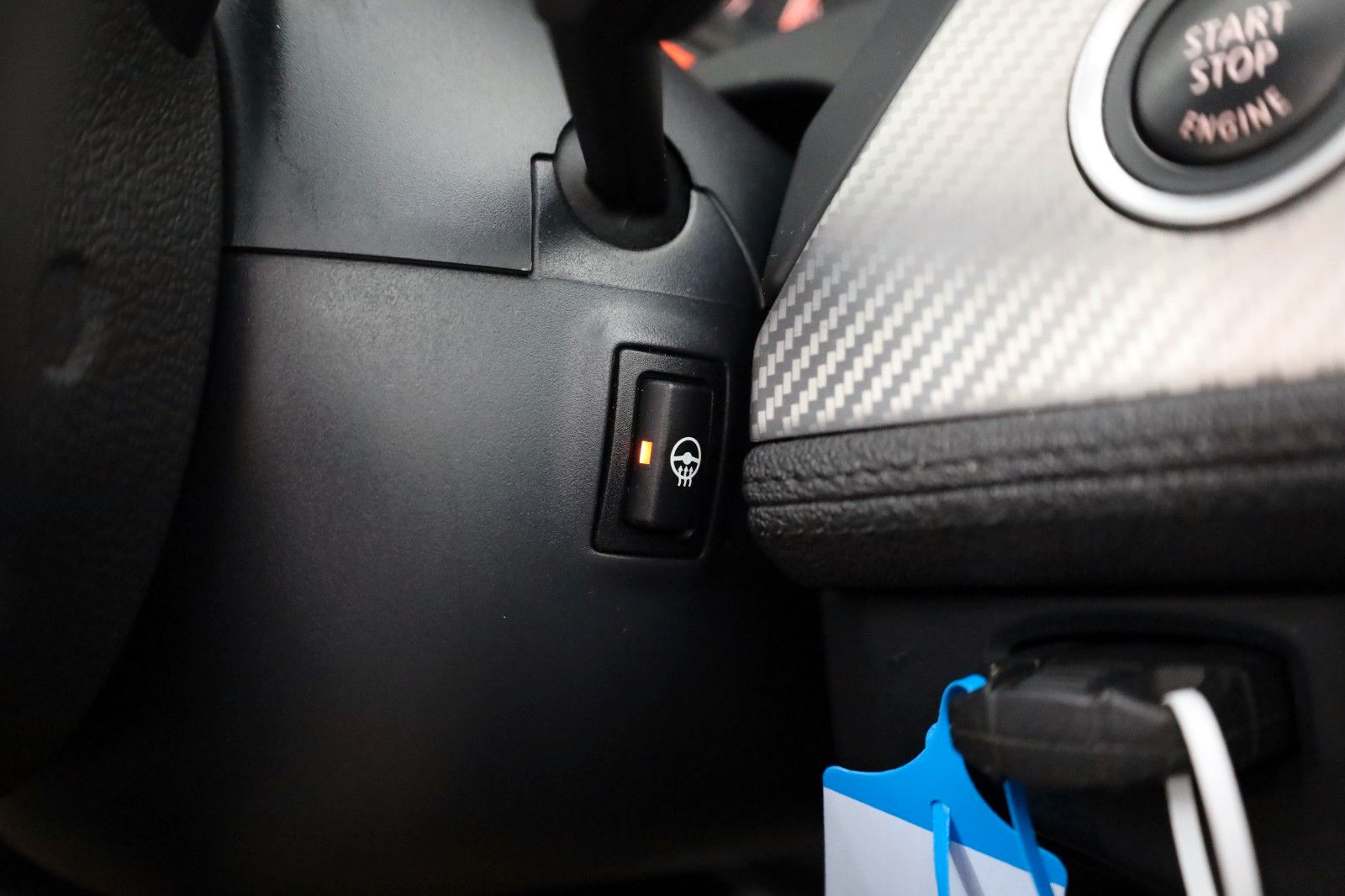 Fahrzeugabbildung BMW Z4 20iA sDrive Roadster M Sport Leder,Navi,Xenon
