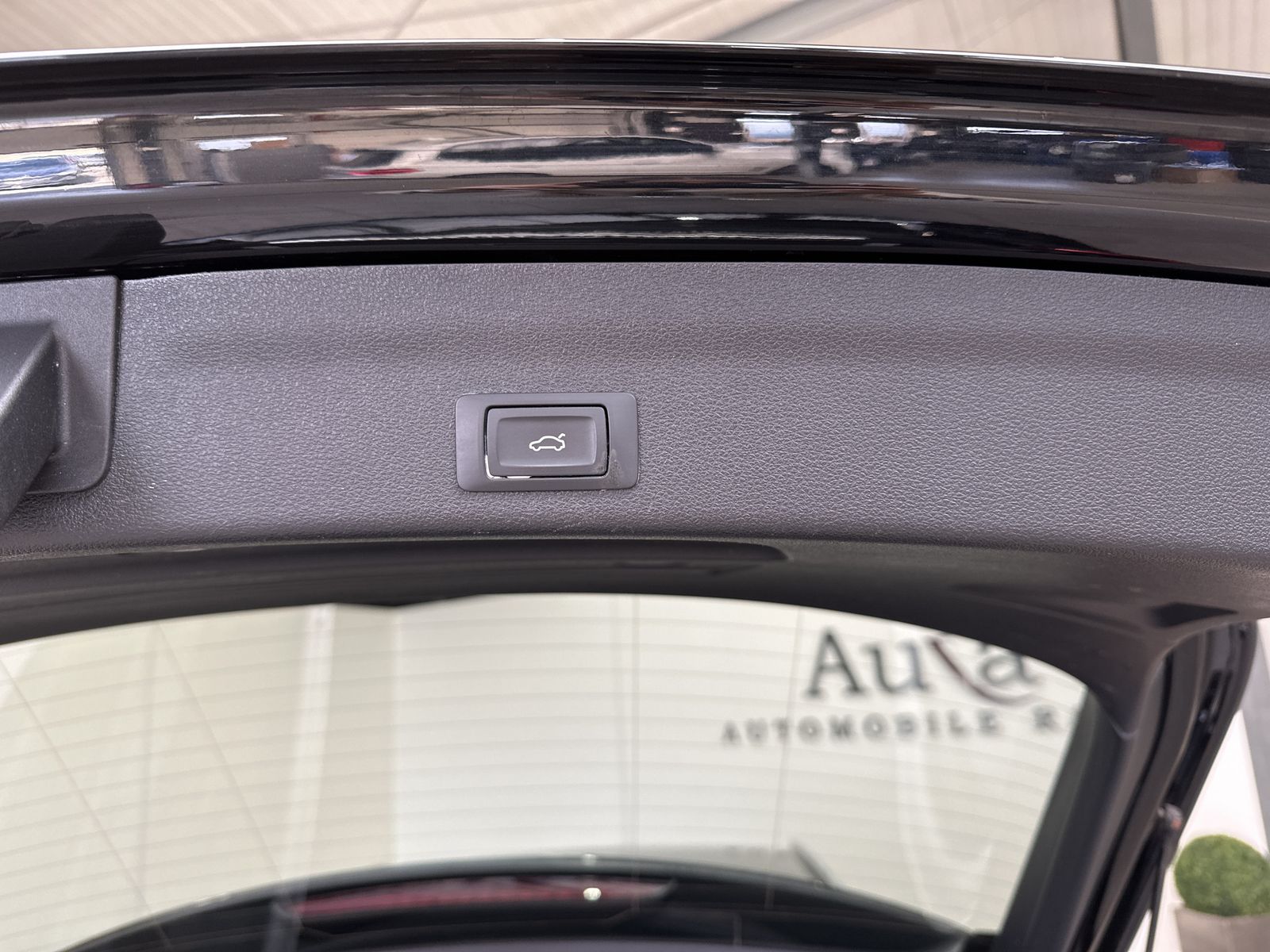 Fahrzeugabbildung Audi A6 Avant 50 TDI Quattro Sport NAV+MATRIX+KAM+VC