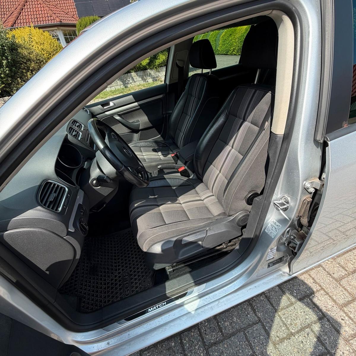 Volkswagen Golf 2012 — photo 7