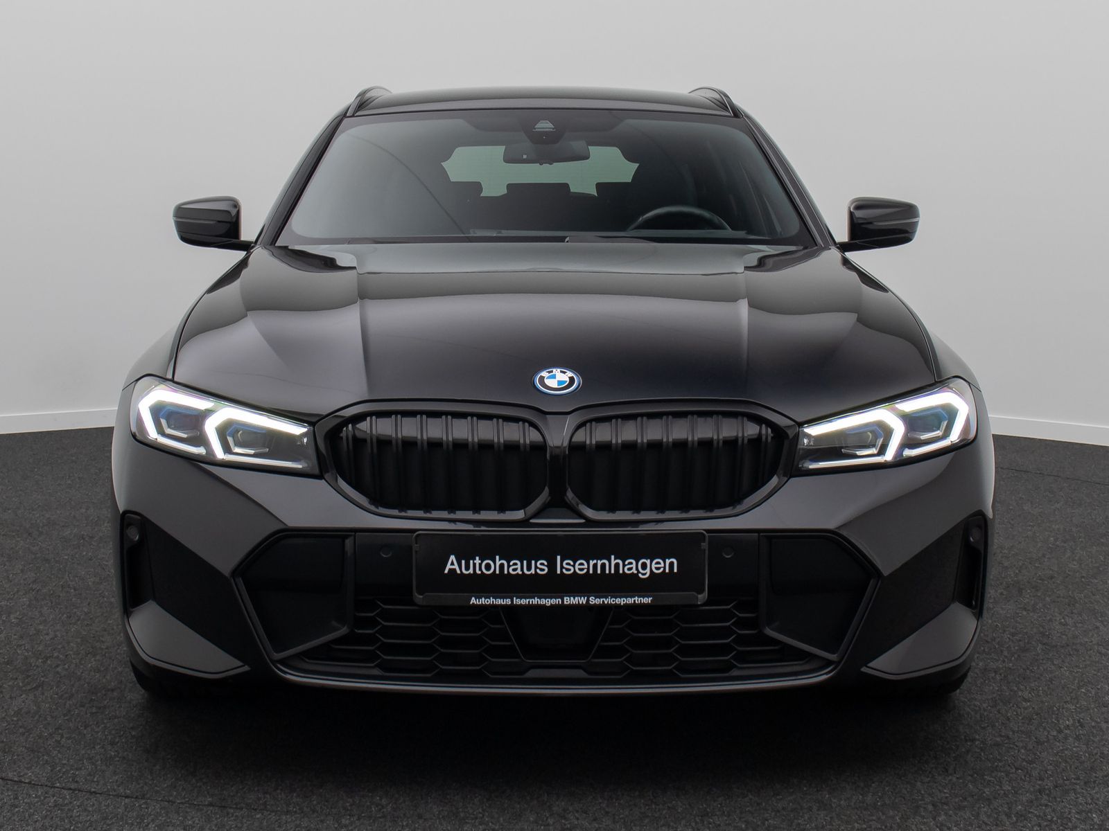 Fahrzeugabbildung BMW 330e M Sport HUD Kamera HiFi DAB Komfort Alarm