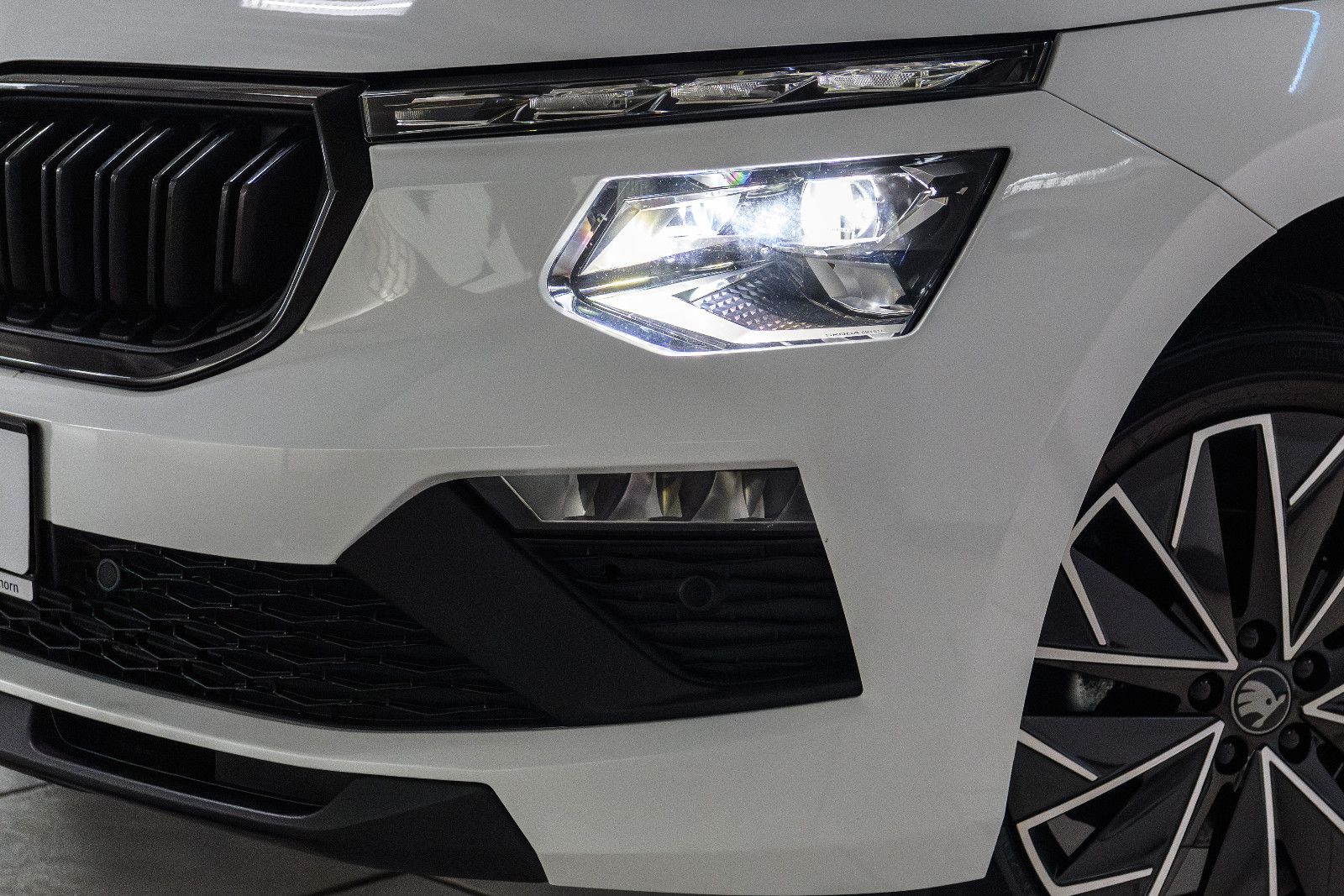 Fahrzeugabbildung SKODA Kamiq TSI Selection +RFK +SZH +LED +AHK