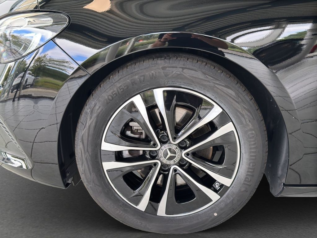 Fahrzeugabbildung Mercedes-Benz B 200 SpurH*AUT*LM*Teilled.