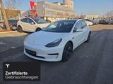 Tesla Model 3 Rear-Wheel Drive - Tesla Model 3 in Berlin