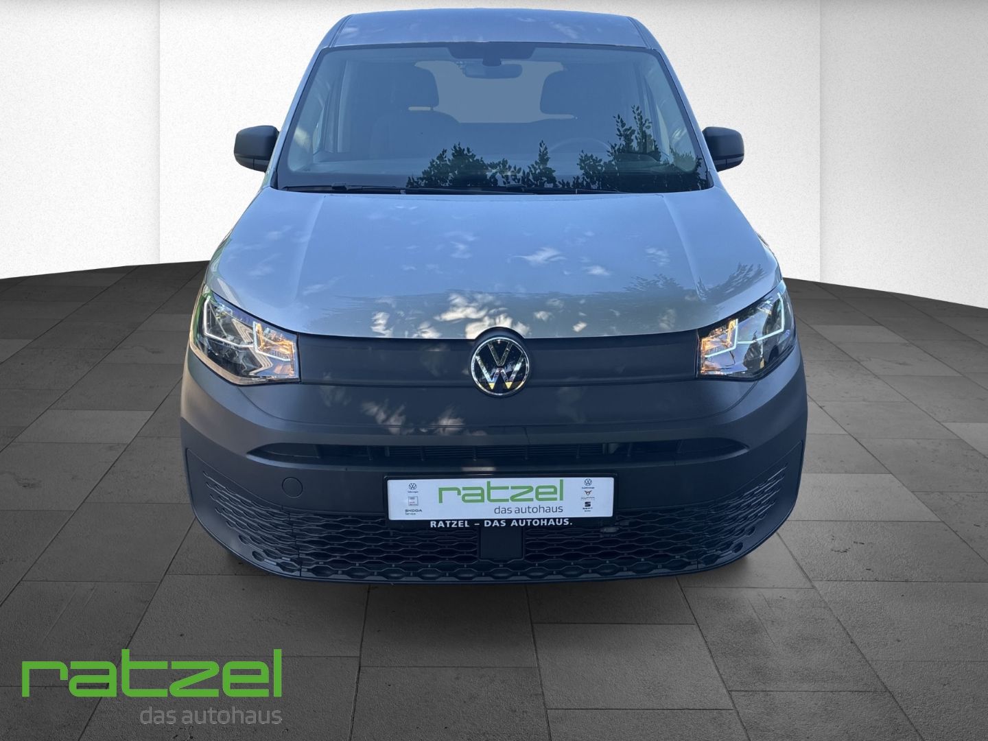 Fahrzeugabbildung Volkswagen Caddy Cargo Kasten 4MOTION AHK Navi WLAN