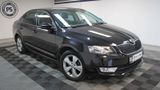 Skoda Octavia 1.8 TSI Lim. NAVI SHZ LED 2.HD PDC+ ALU - Skoda Octavia mit Benzin-Antrieb: Limousine, 1.2