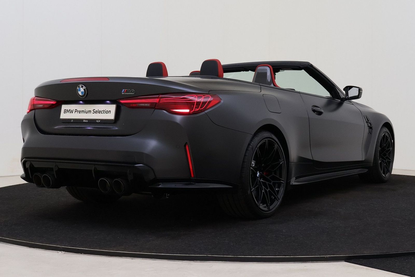 BMW M4 Cabrio xDrive High Executive Competition auto imagem 2