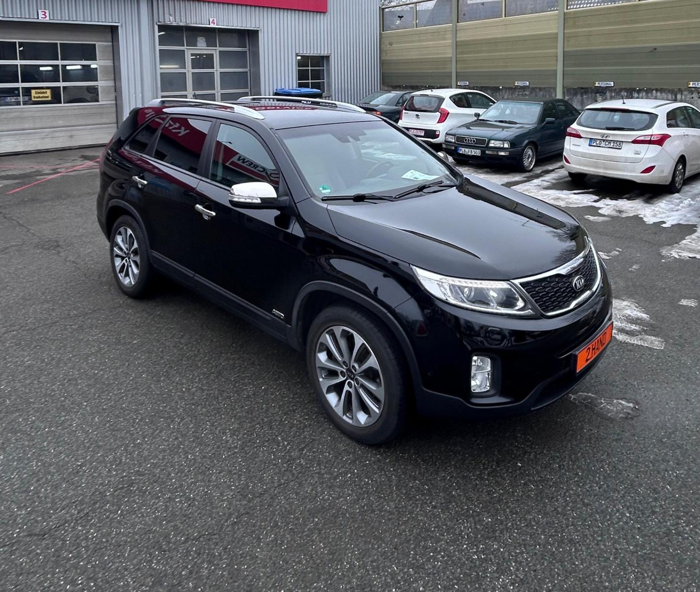 Kia Sorento  AUTOMATIK - AHK - KAMERA - LEDER - SHZ
