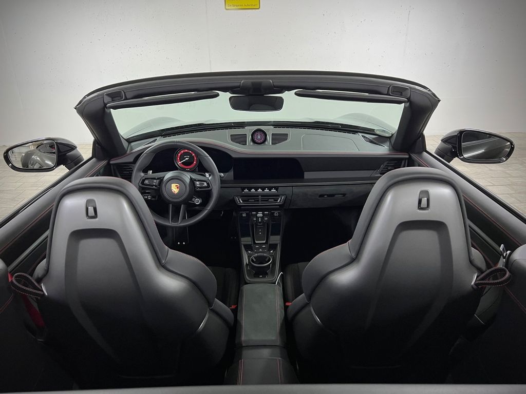 Image of Porsche 992