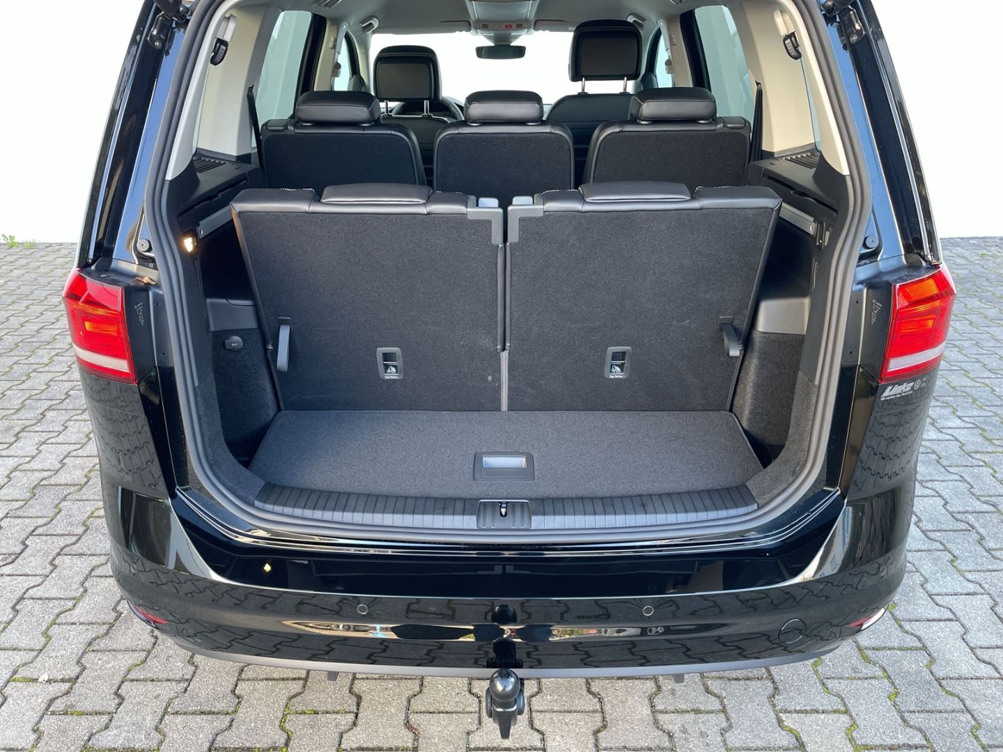 Touran ENERGY 1.5TSI DSG AHK/Kamera/ACC/Navi/LED