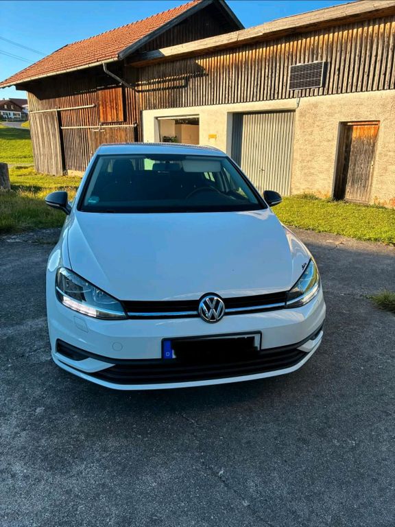 Image of Volkswagen Golf