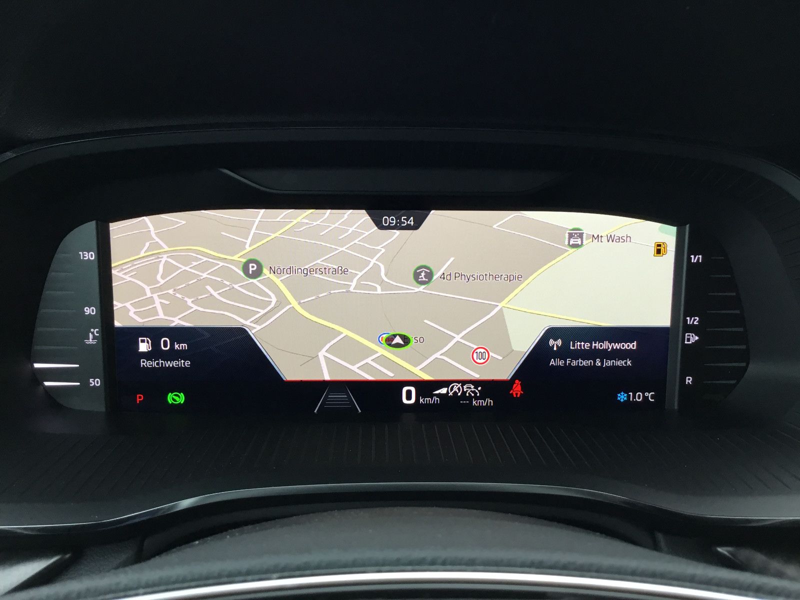 Fahrzeugabbildung SKODA Octavia 2.0 TSI DSG RS COMBI+AHK+Pano+el.Heckkla