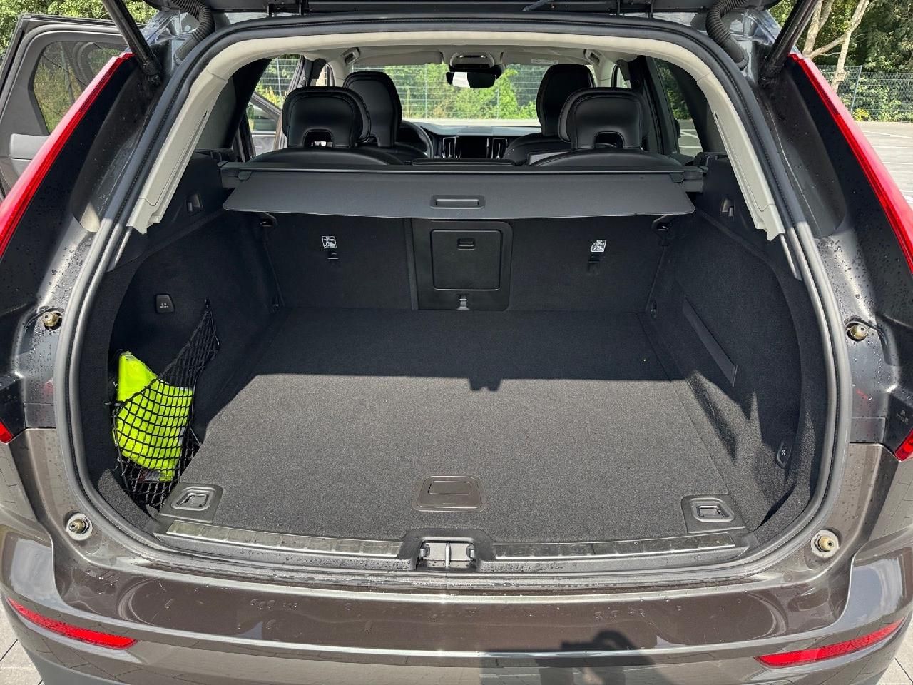 Fahrzeugabbildung Volvo XC60 D4 Geartronic Momentum 2WD