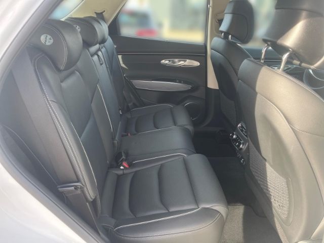 Fahrzeugabbildung Genesis GV70 Luxury 4WD AD Memory Sitze LED ACC El. Heck