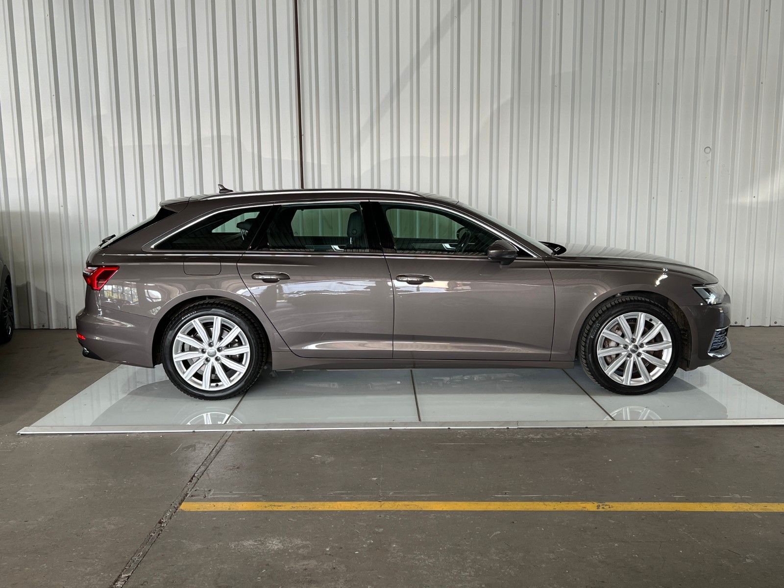 Audi A6 Avant 45 TDI Quattro Design Led ACC Dab foto 3