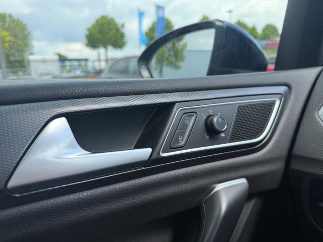 Golf Sportsvan 7 VII Lounge 1.2 TSI El. Panodach
