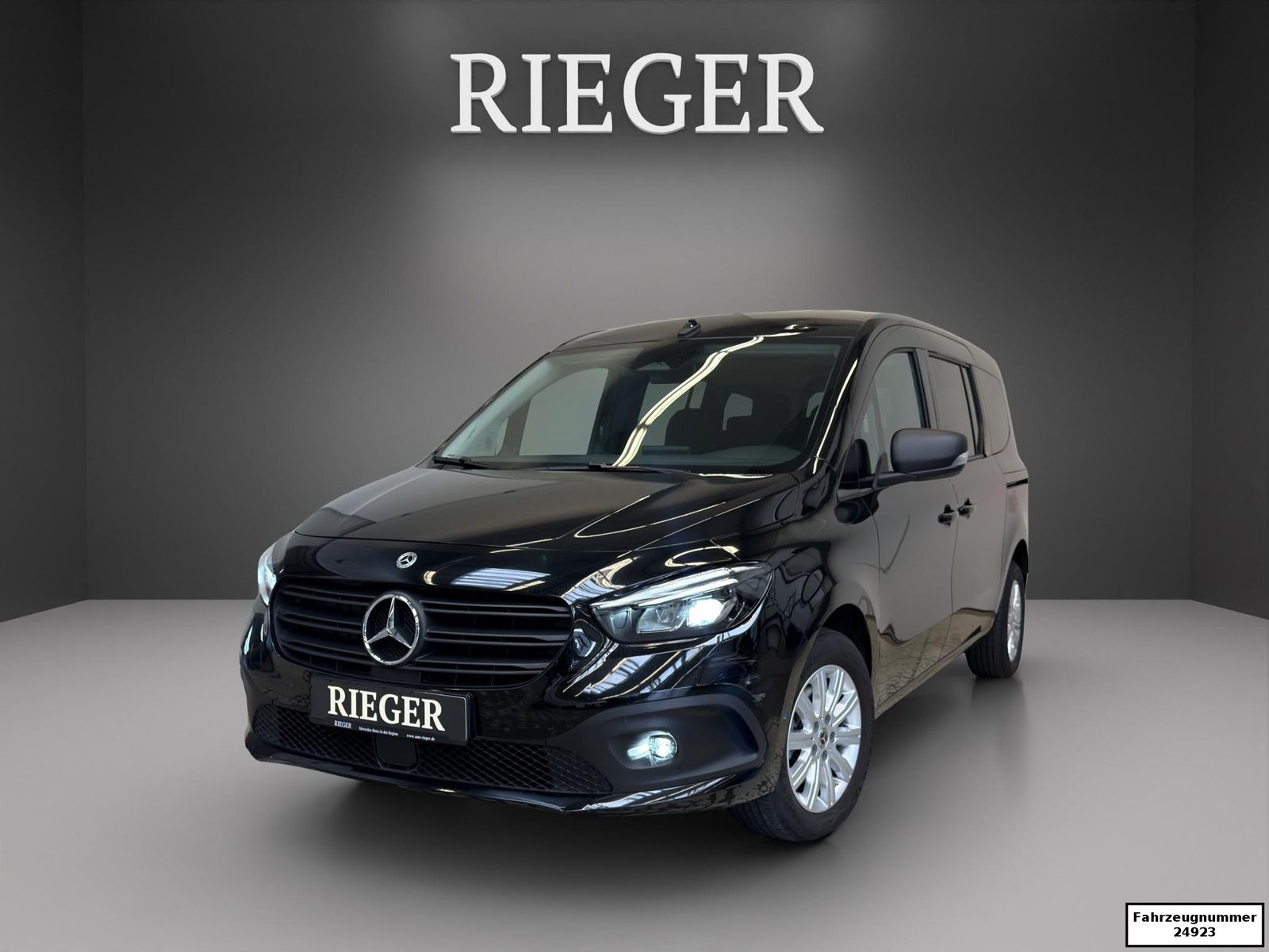 MERCEDES-BENZ Citan 113 Tourer Progressive Plus*7 Seat*MBUX*++