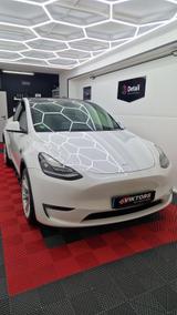 Tesla Model Y Long Range Dual Motor AWD Long Range - Tesla Model Y: Limousine