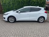 Kia cee'd / Ceed 1.4 CVVT Dream-Team Edition6 Dr... - Kia cee'd / Ceed in Solingen