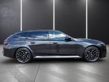 BMW M5 Touring xDrive+BOWERS&WILKINS+ICONIC GLOW+ - BMW M5 in Duisburg