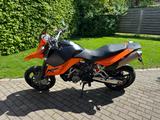 KTM 990 Supermoto  - KTM 990 SUPERMOTO
