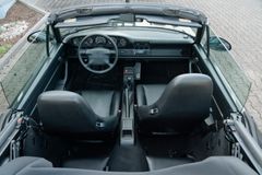 Fahrzeugabbildung Porsche 993 Carrera Cabriolet