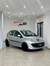 Peugeot 107 1.0 68CV 5p. Plaisir - gebrauchte Peugeot 107 aus dem Jahr 2005