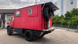 Mercedes-Benz 911 Rundhauber - Der Rote Baron - Offers matching your search criteria