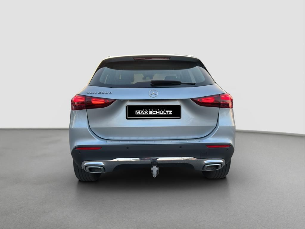 Fahrzeugabbildung Mercedes-Benz GLA 200 d LED*ParkAss*SpurH*AUT*el.Heck*PDC*AHK
