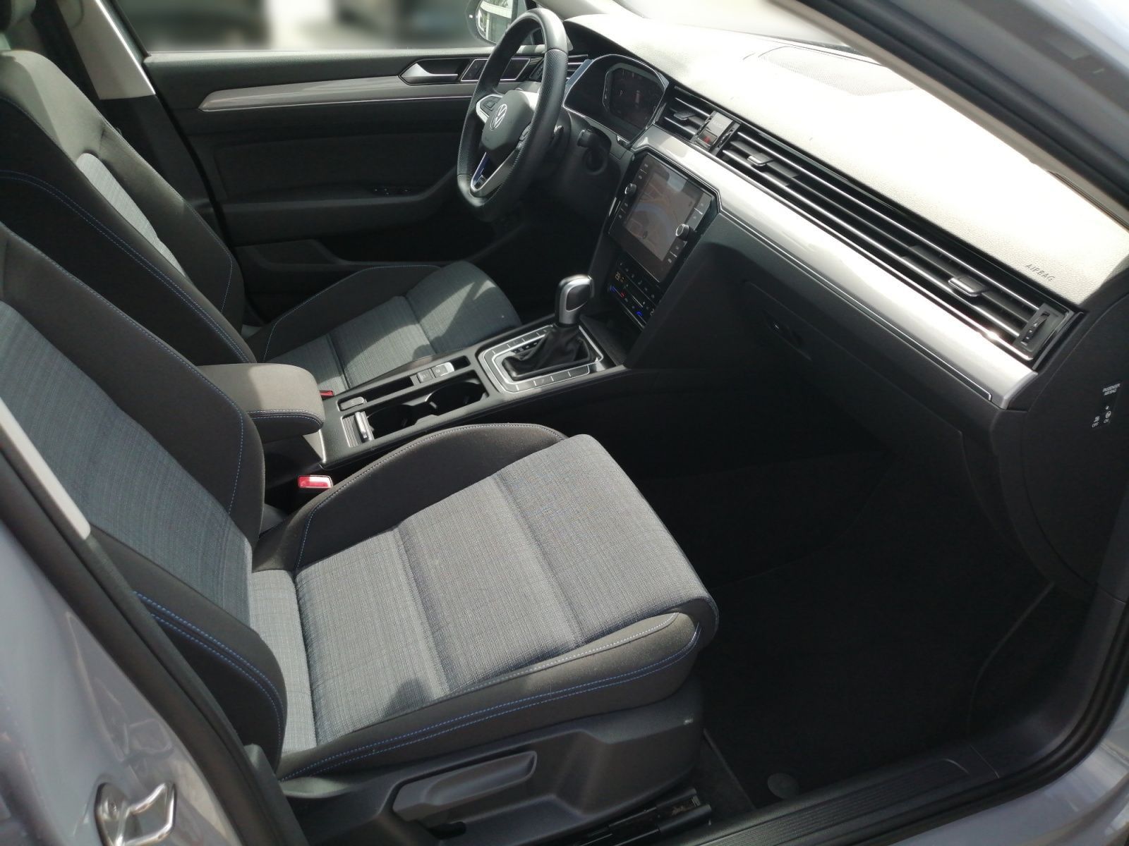 Volkswagen Passat Variant - Bild 15