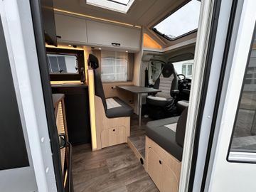 Sunlight Adventure T 66S TV-Paket Solar Digital-Paket