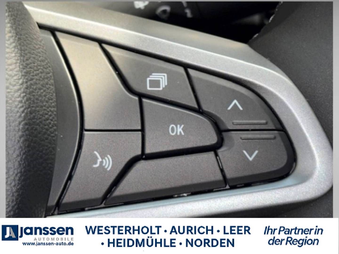 Fahrzeugabbildung Dacia Sandero Stepway Extreme TCe 110