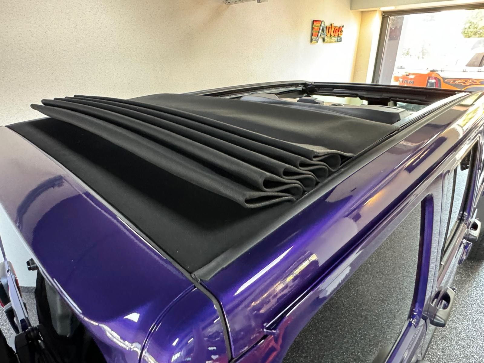 Fahrzeugabbildung Jeep MOAB 392-6.4L HEMI V8-WINDE-SKY ONE-35"