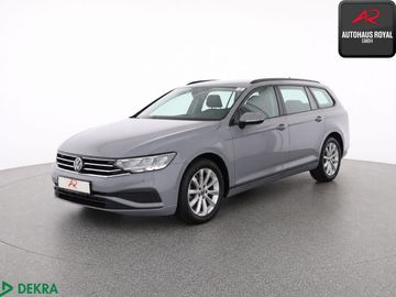 Volkswagen Passat - 1