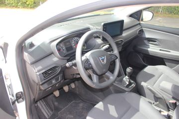 Dacia Sandero - 5