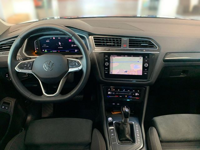 Tiguan 1.4 eHybrid ELEGANCE IQ.LIGHT+KAMERA+AHK+