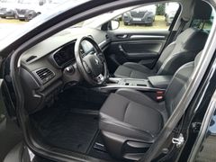 Fahrzeugabbildung Megane IV Grandtour Intens 1.3 TCe 140 edc EU6d