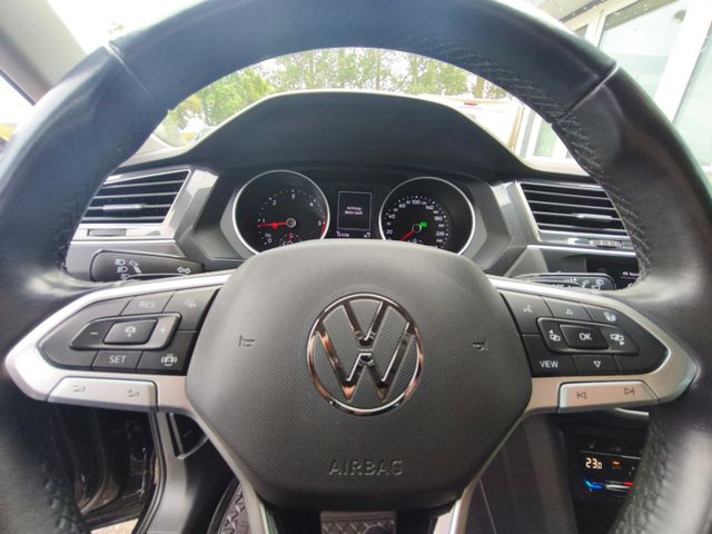 Volkswagen Tiguan Life 4Motion*LED*AHK*PDC*SHZ*ACC*DAB*