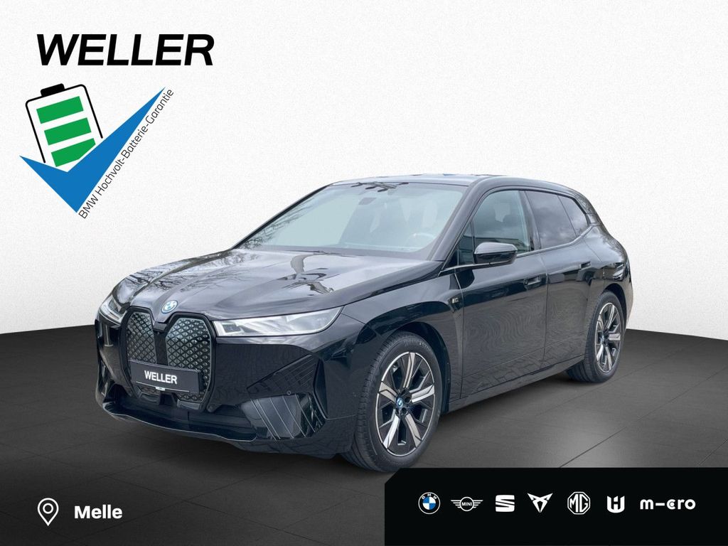BMW iX