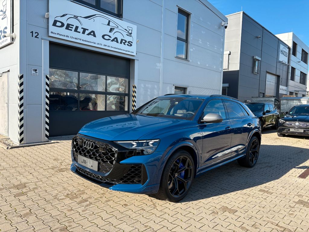 Audi RSQ8