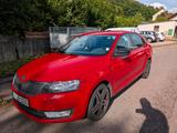 Skoda Rapid Sedan - Skoda: Sedan