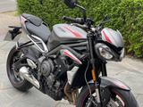 Triumph Street Triple R 765 | 1. Hand | 3.600 km - Triumph Street Triple 765 R