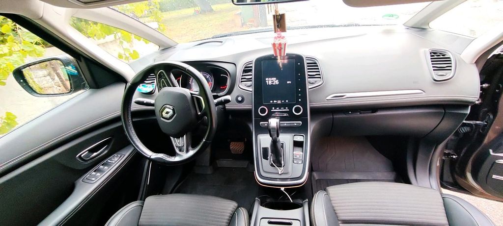 Image of Renault Grand Scenic